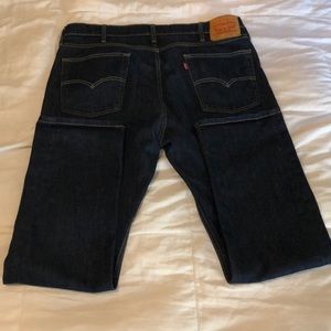Men’s Levi’s 513-Dark wash
